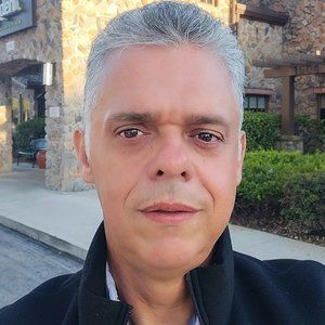 Meet your Posher, Gustavo